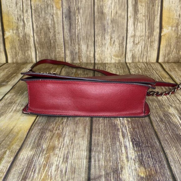 GUESS Burgundy Crossbody with Chain Detail Strap, used w/ minor flaws on edges - Picture 6 of 13